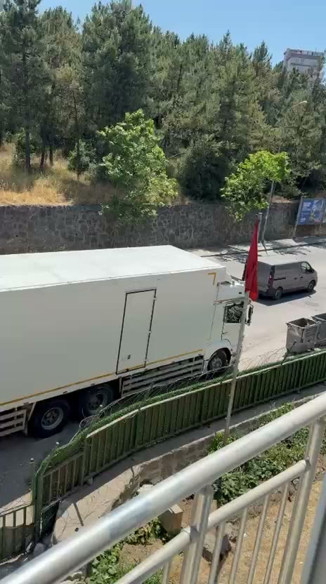 Yolda: Şenollar